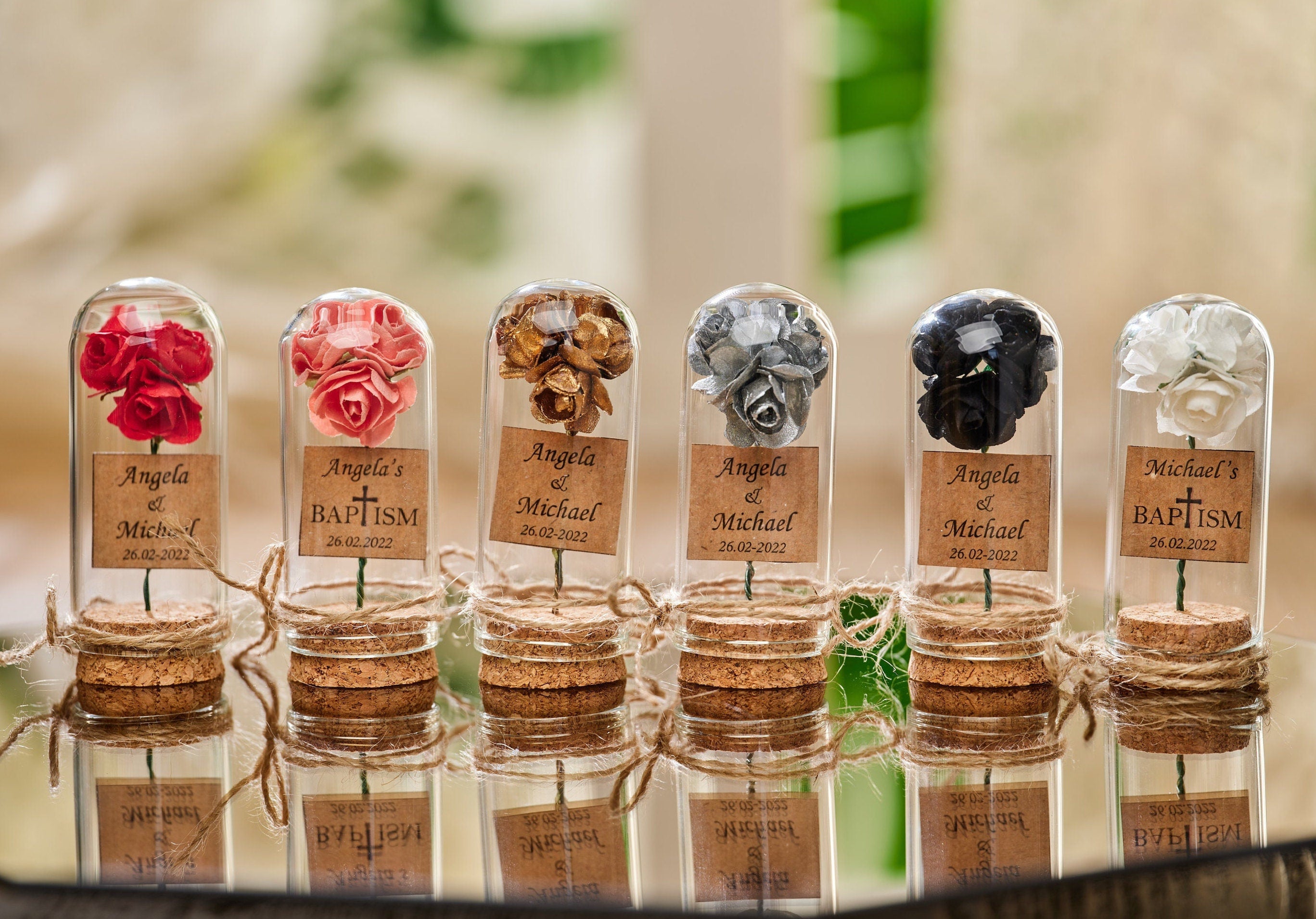 Custom Supper Elegant Wedding Favors.for Guests in Bulk . Elegant Favors in Glass Dome . Party Décor Floral Favors
