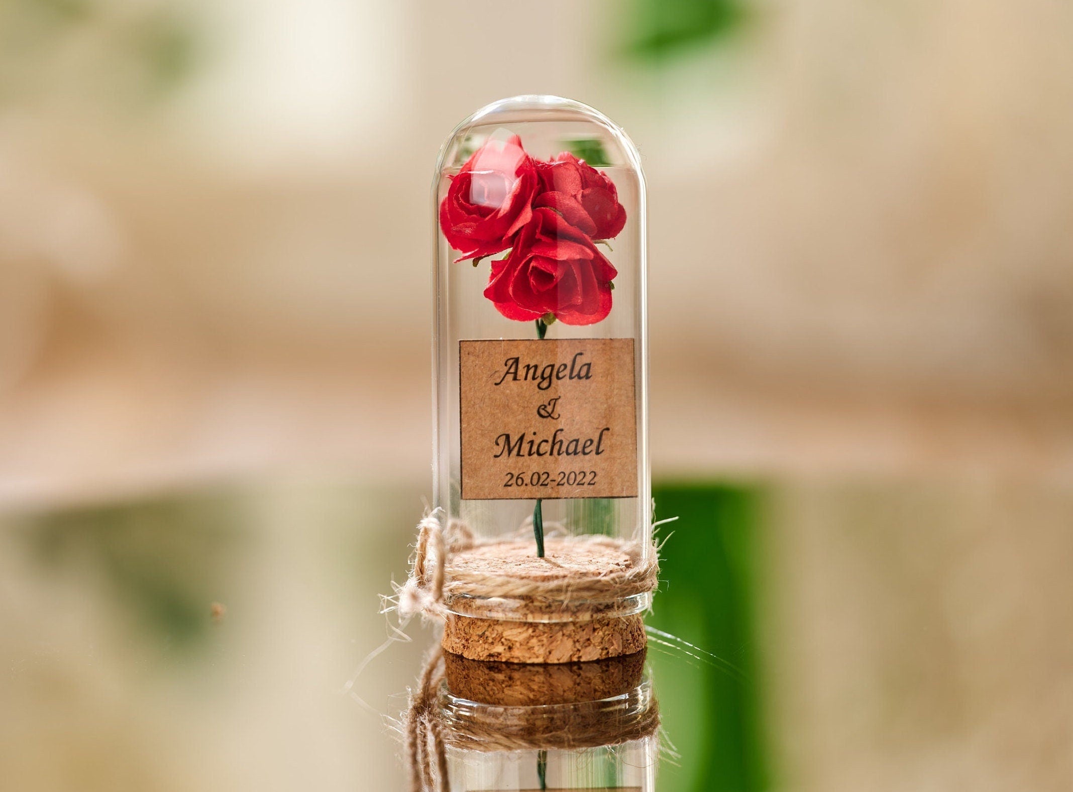 Custom Supper Elegant Wedding Favors.for Guests in Bulk . Elegant Favors in Glass Dome . Party Décor Floral Favors