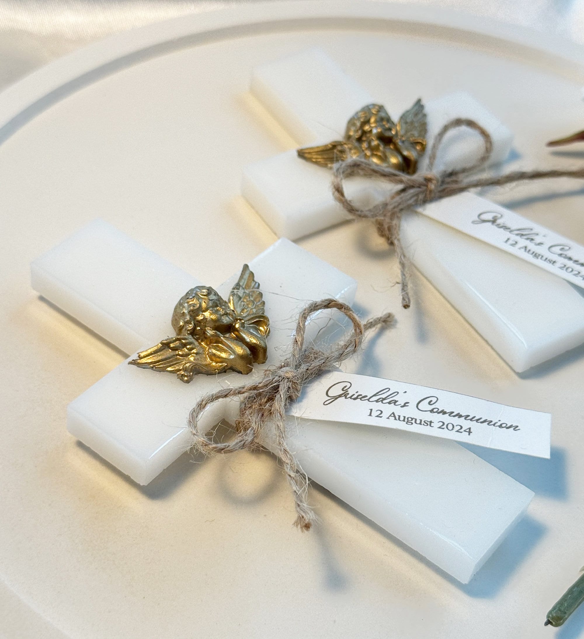 Cross Epoxy Magnet With Gold Angel, First Holly Communion, Christening Favor For Guest, Baptism Favors For Girls and Boys, Mi Bautizo Favors
