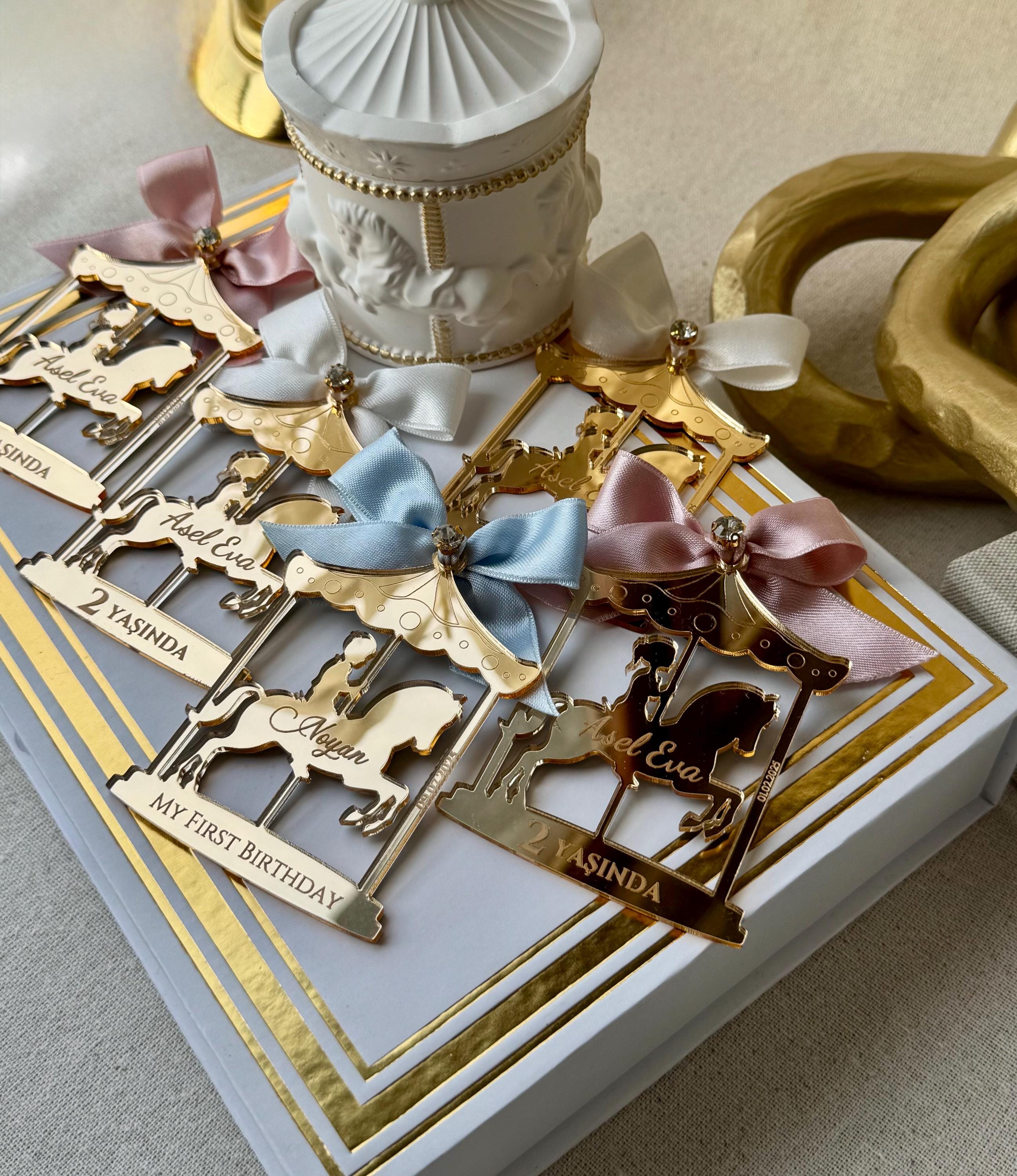 Personalized Birthday Carousel Mirror Magnet Party Favor, Baby Girl Baby Boy 1st Birthday Party Favors in bulk, Carousel Party Decorations