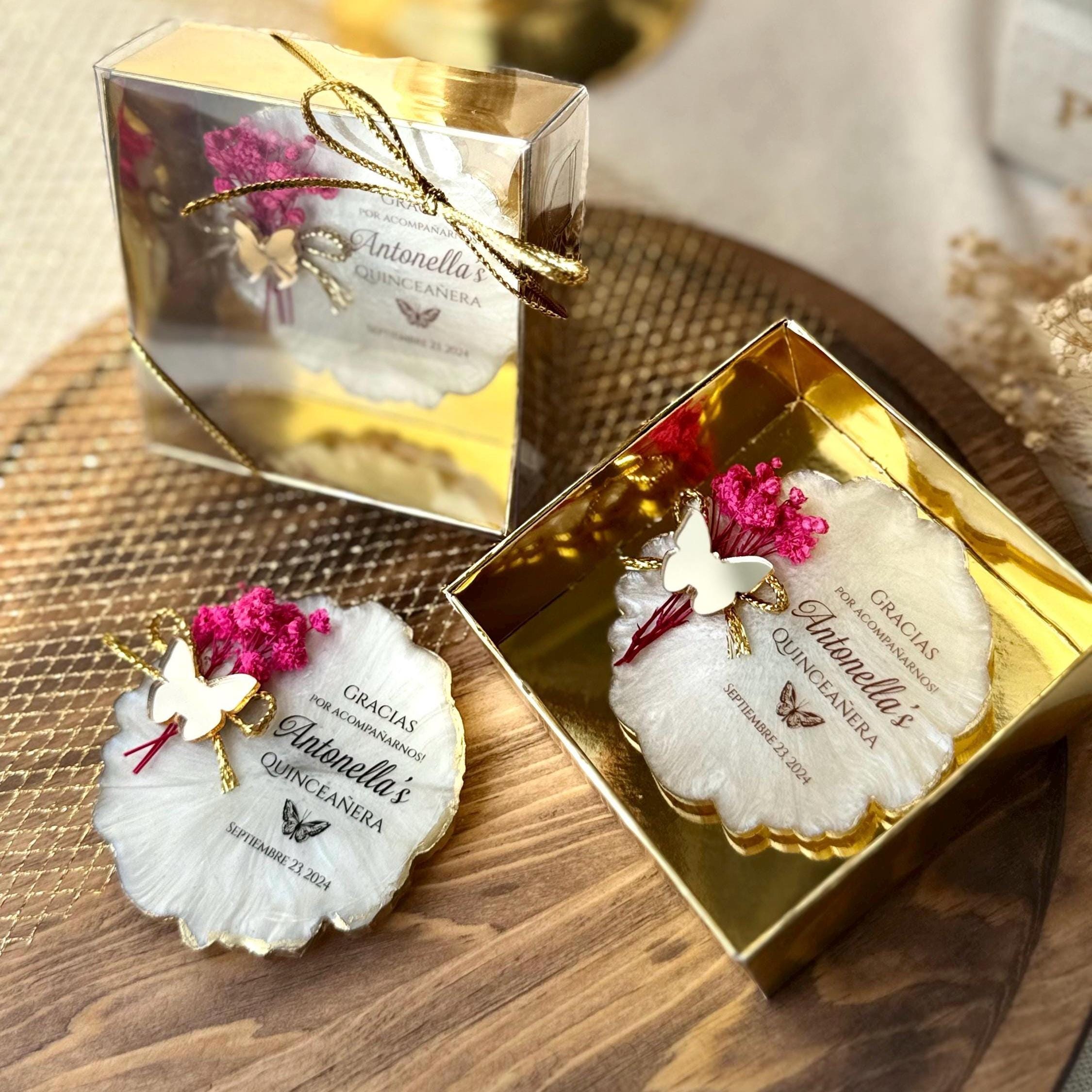 Butterfly quinceanera magnet party favors, Quinceanera favor magnet, Personalized quinceanera favor, Favores quinceanera, Epoxy magnet favor