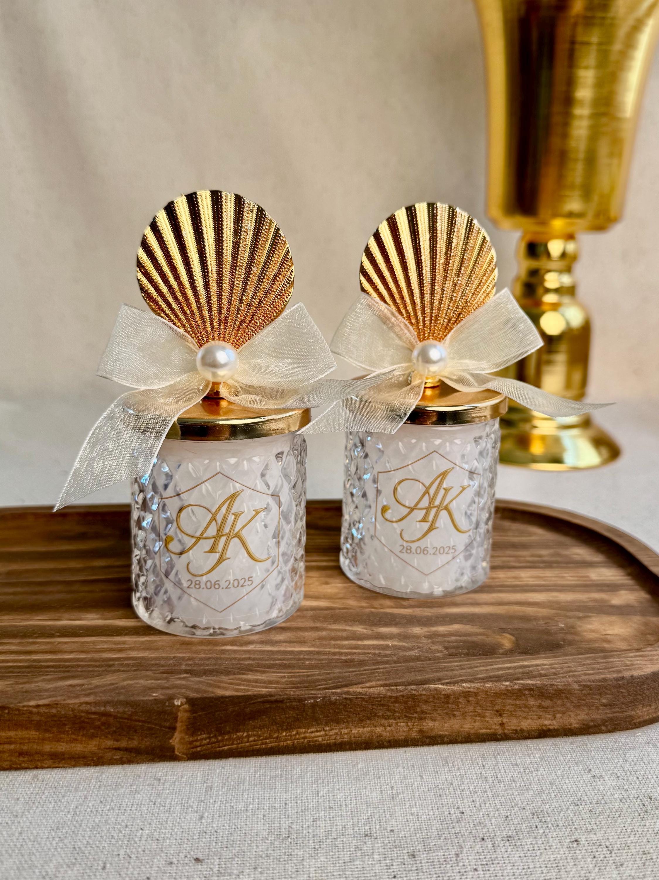 Personalized Jar Candle Wedding Favor Glass Container Pearl Accent Seashell Decoration Beach Wedding Gift Idea Luxury Design Monogram Gift