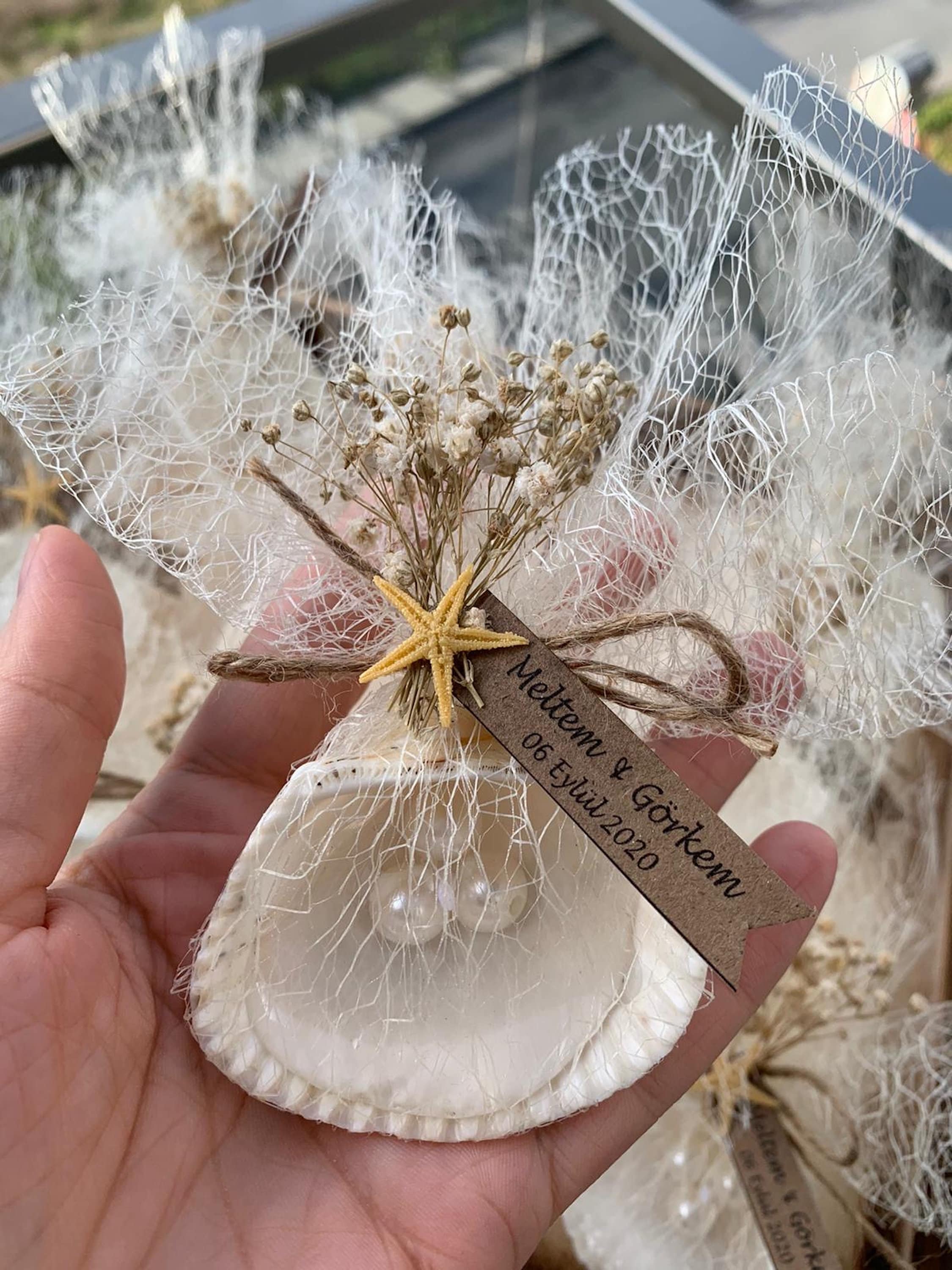 Personalised Wedding Sea Shell Pearl Candle Favors for Guests, Luxury Beach Wedding Candle Favors, Elegant Candle in glass, 25 PCS