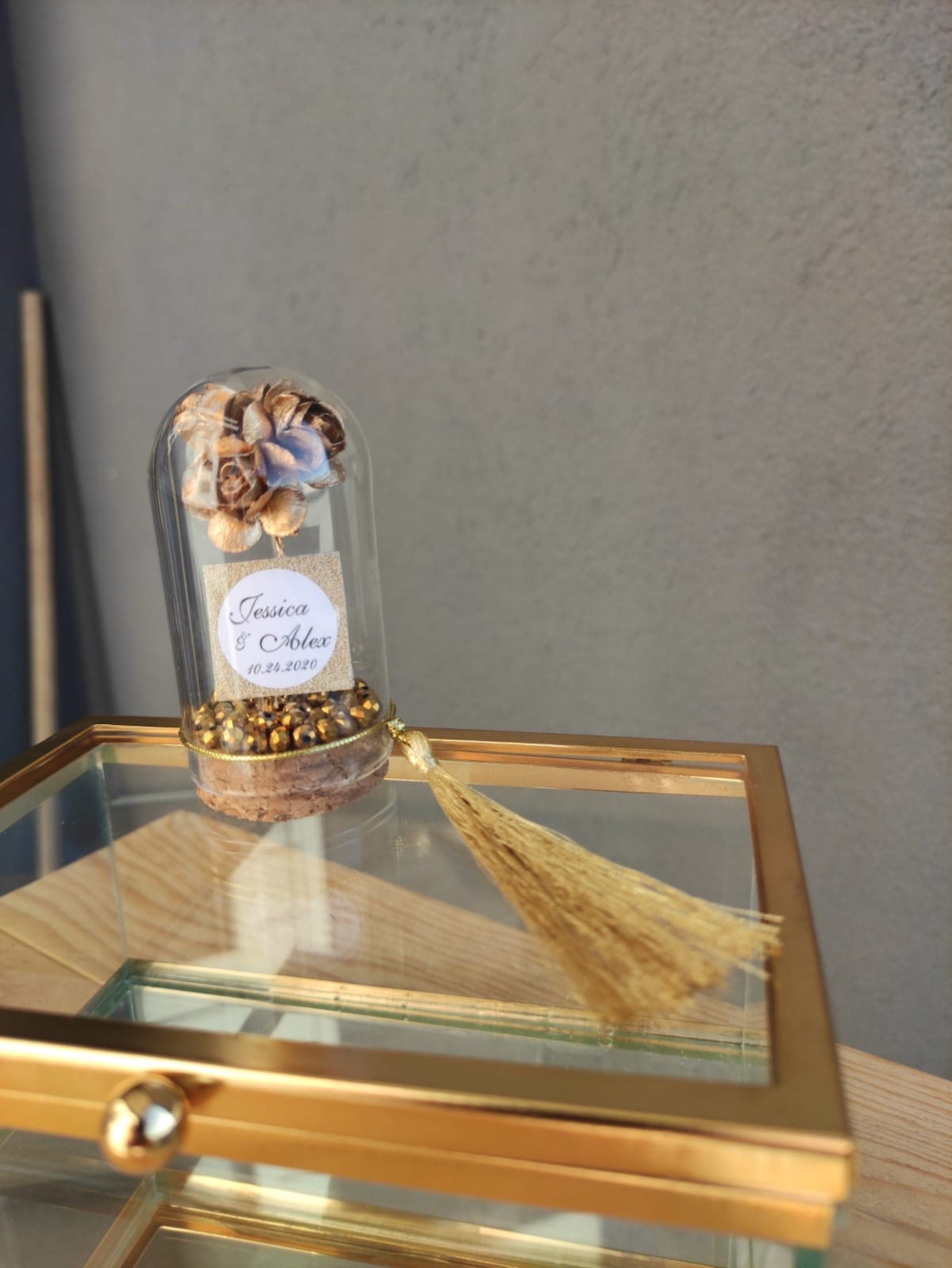 10 pcs Wedding favors for guests . Beauty and the Beast Custom Favors . Rose Gold Glass Dome Thank you Favors . Wedding Favors Gifts