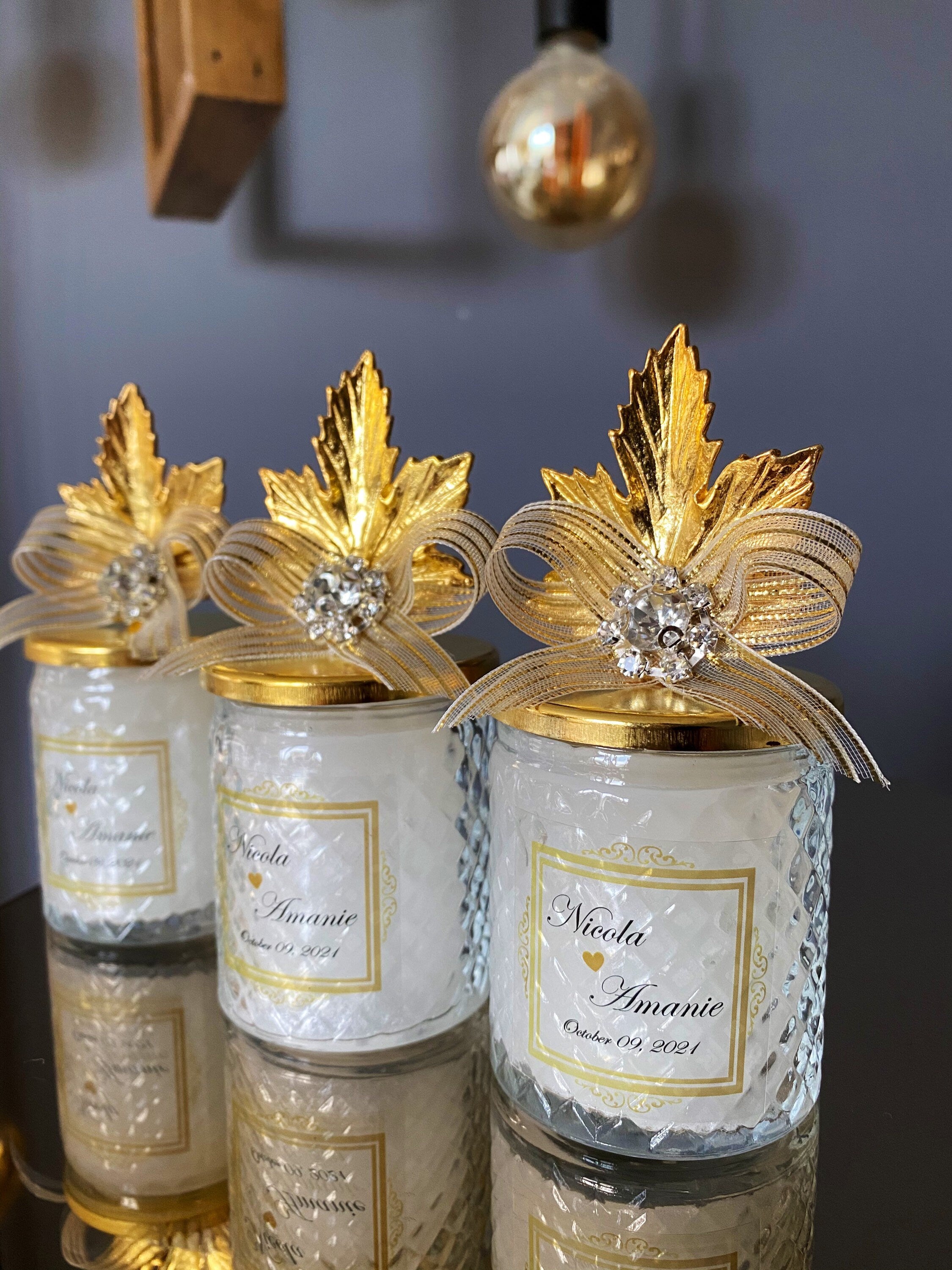 Custom Wedding Favors Candle with Gold Leaf Lid. Glass Candle Gift Favors for Guest. Engagement Party Candle. Classy Elite Party Favor