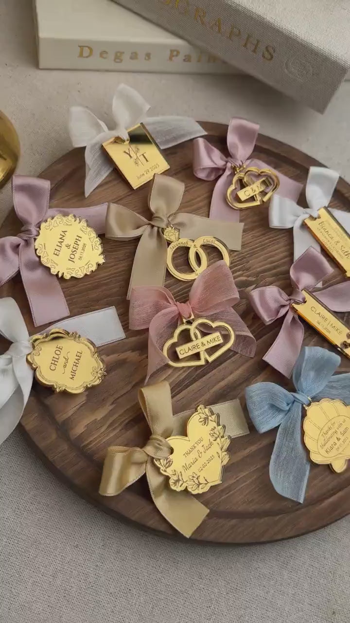 Gold Wedding Place Cards, Personalized Save The Date Tags , Reception Table Name, Wedding Table Names, Wedding Place Settings, Name Tags